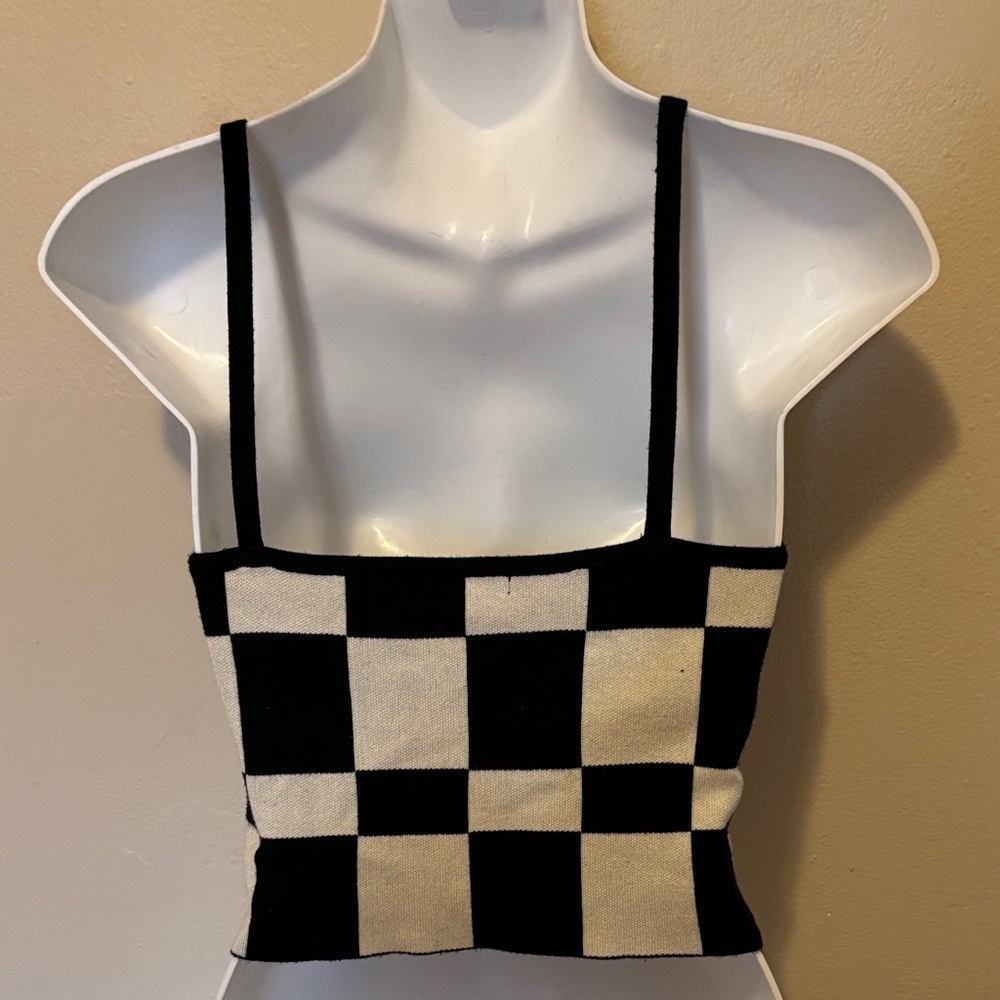 Papermoon Black and White Checkered Crop Top - Picture 2 of 2